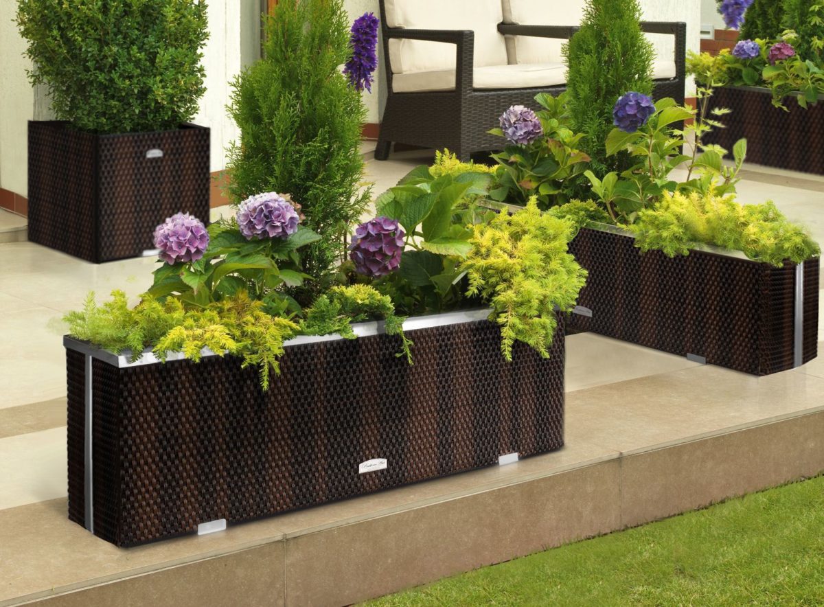 Edler Blumenkübel aus hochwertigen Polyrattan Geflecht 
