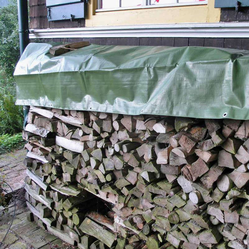 PVC 380g/m² als Abdeckplane für Holz