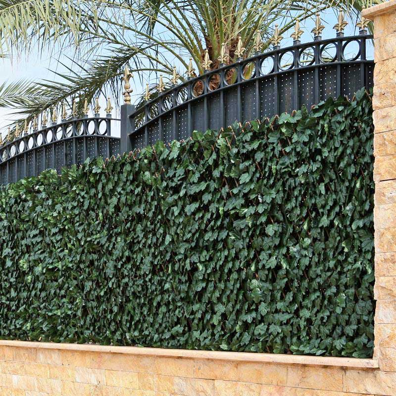 Kunstefeu auf Weidegitter am Gartenzaun Rankhecke Weide-1 x 2 m